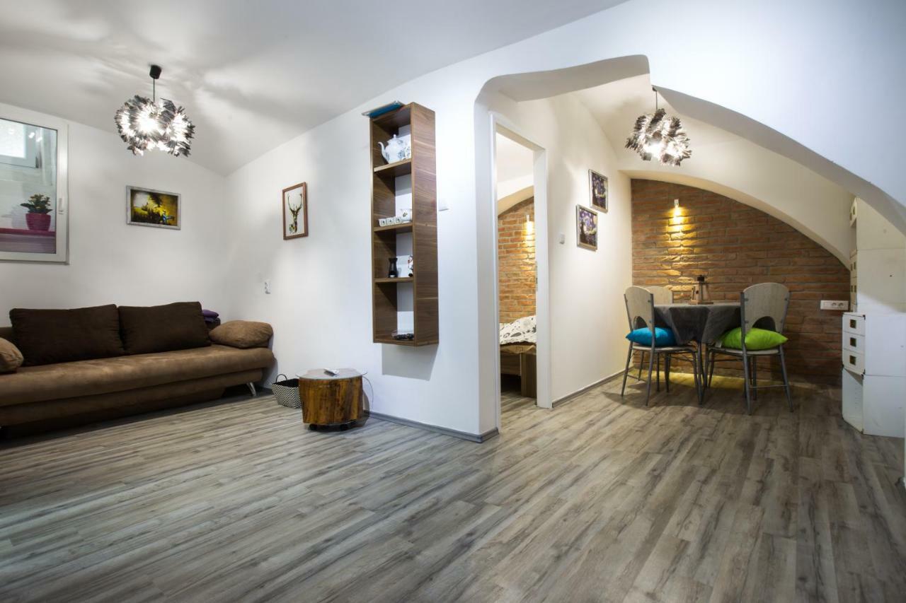 Apartman Vita Загреб Екстер'єр фото